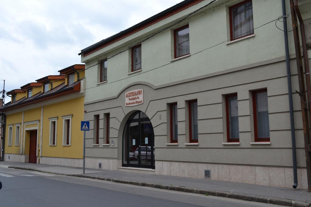 Althann Vendégház és Konferencia Központ Vác Exterior foto