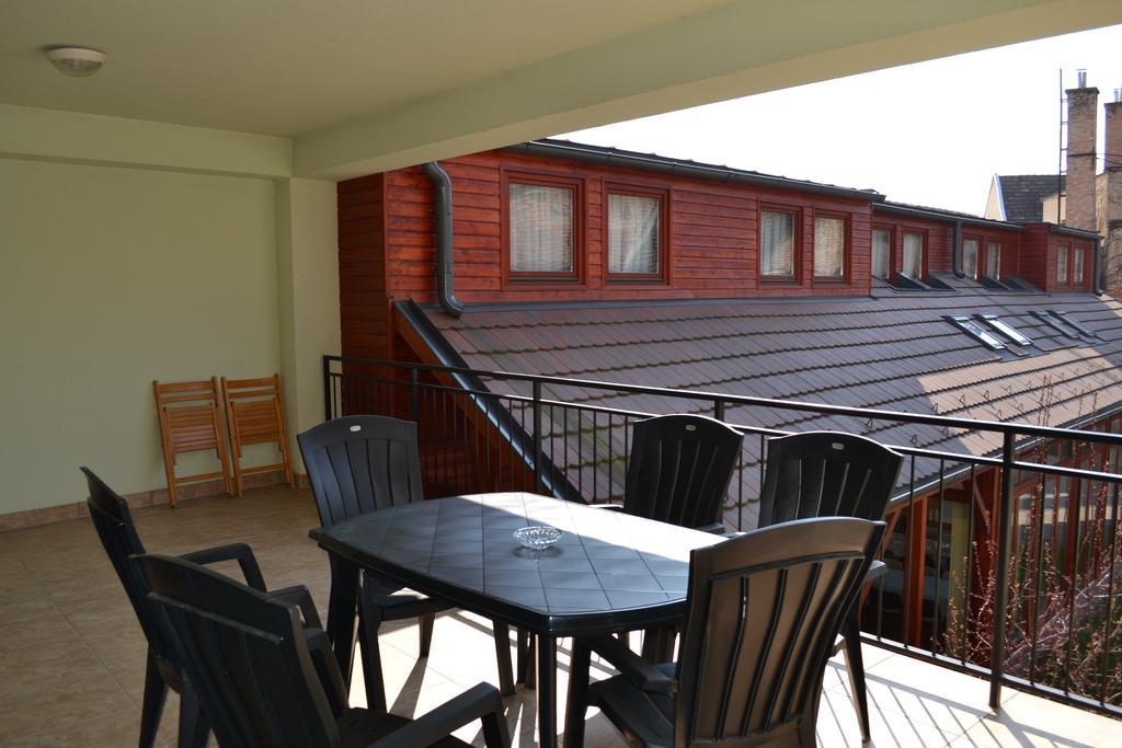 Althann Vendégház és Konferencia Központ Vác Exterior foto